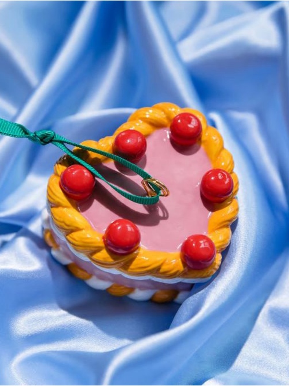 ban.do Heart Cake Ornament